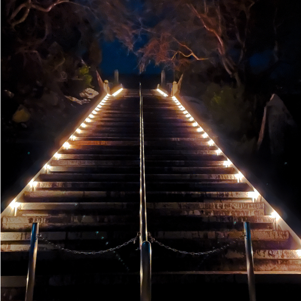 石段夜景